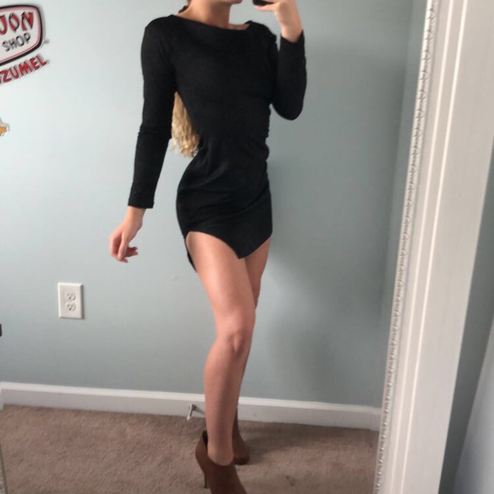 Body con slit black dress